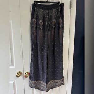 American Eagle Flowy Pants